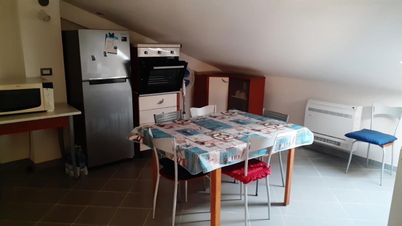 Appartamento Per Vacanze E Brevi Periodi Iun Q2474 โอริสตาโน ภายนอก รูปภาพ